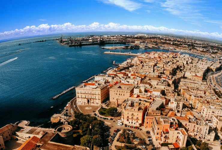 Visione panoramica di Taranto