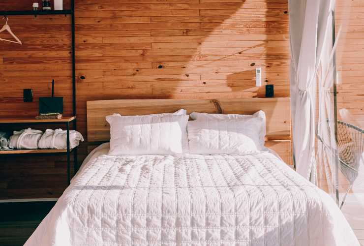 Letto d'albergo