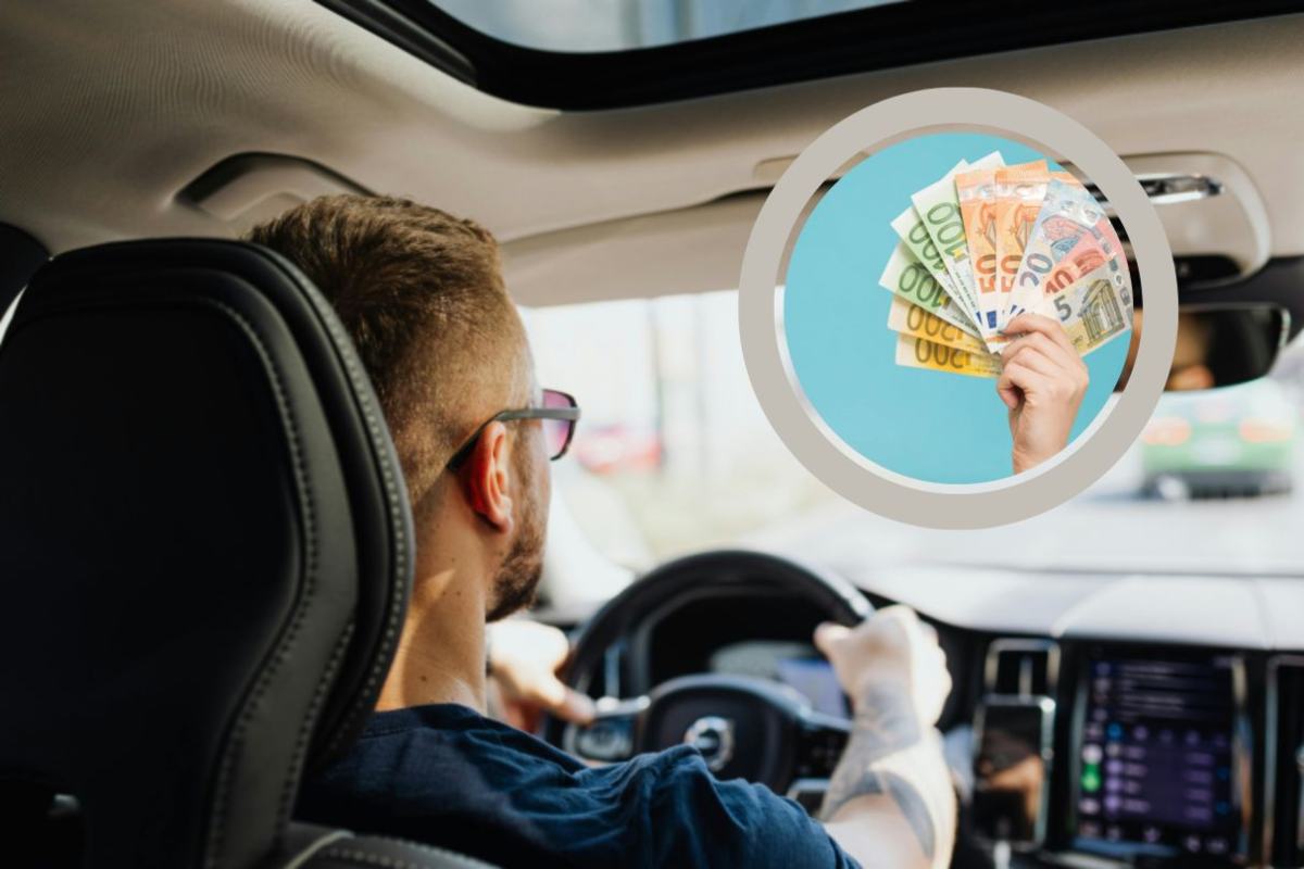 uomo alla guida di un'auto e nel riquadro una persona con delle banconote in mano