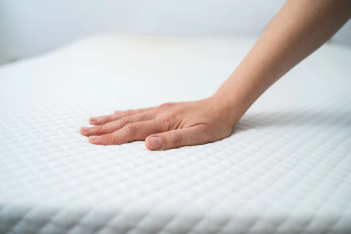 Ecco ogni quanto dovresti cambiare il materasso per non avere problemi alla schiena e dormire bene