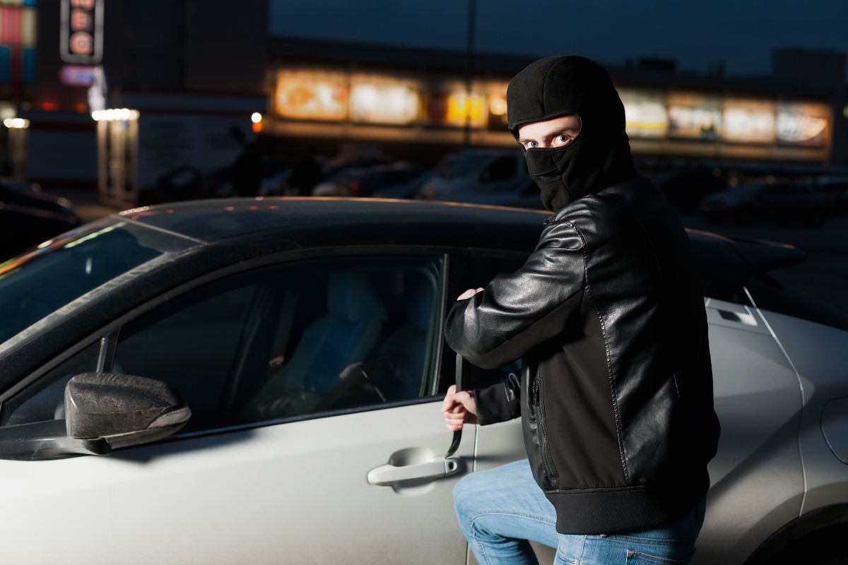 Furto dell’auto: se commetti uno di questi banali errori l’assicurazione non ti paga