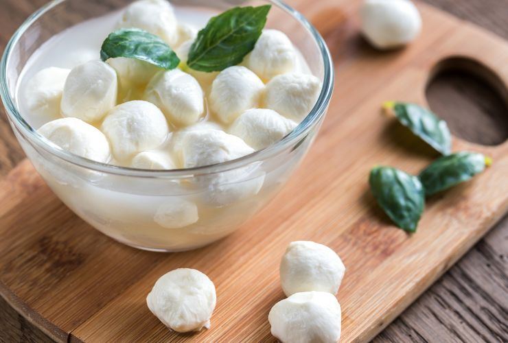 mozzarelline dentro una ciotola