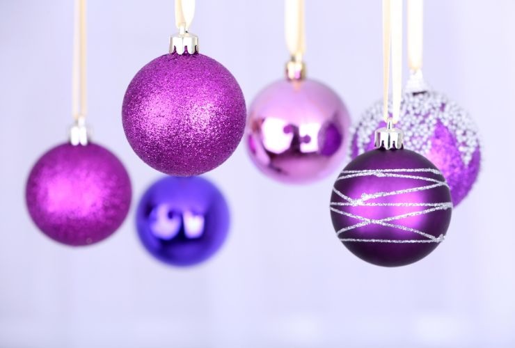 palline viola per l'albero di natale