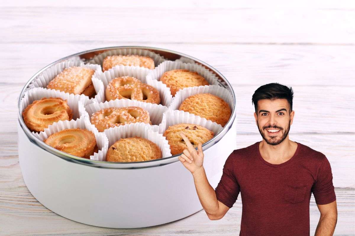 una scatola di biscotti e un ragazzo che ha avuto un'idea