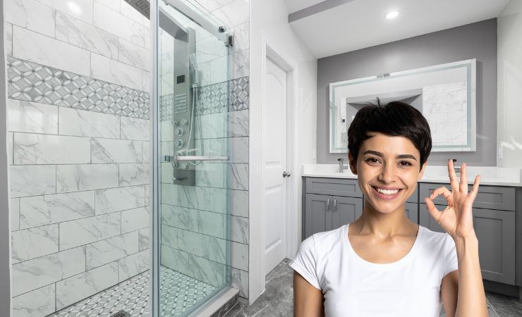 bagno pulito ed una ragazza che fa ok